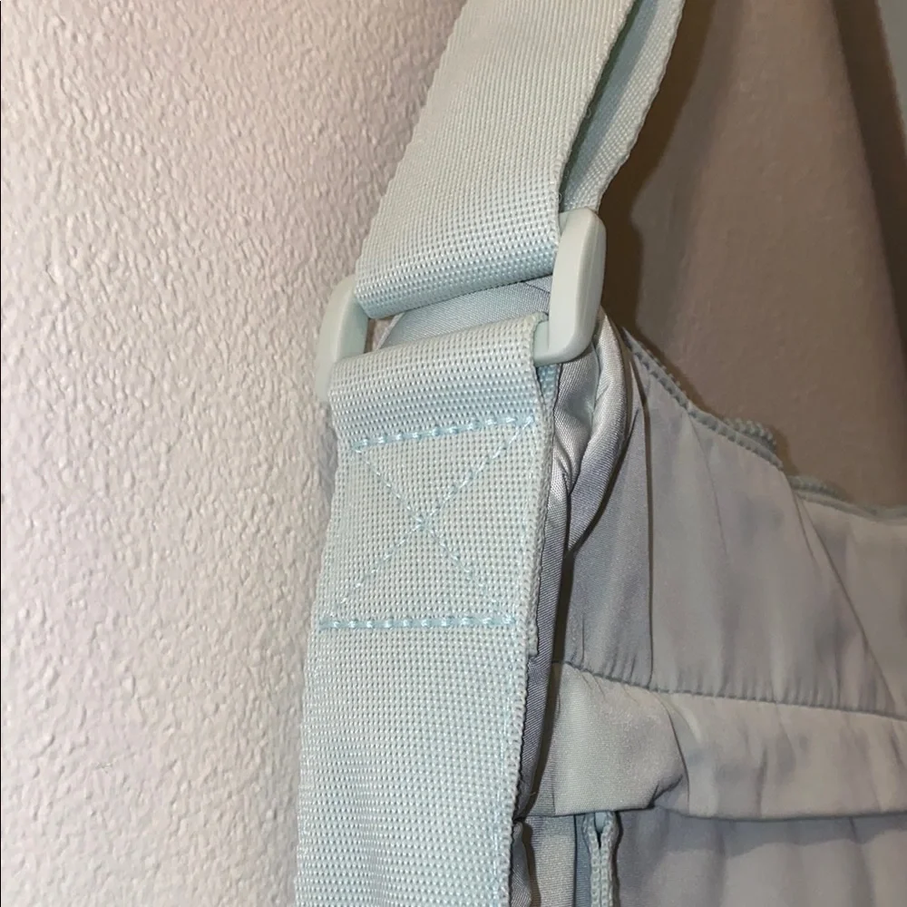 Reebok Light Mint green adjustable Shoulder/Crossbody Bag - Picture 7 of 11